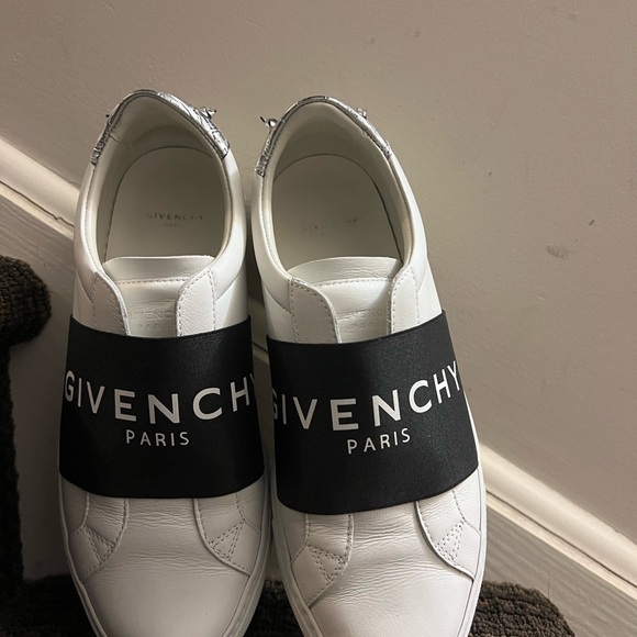 GIVENCHY slip on sneakers (authentic) - Picture 5 of 5